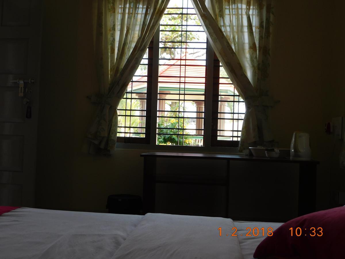 Sunset Beach Villa Cherai Kochi Exterior foto